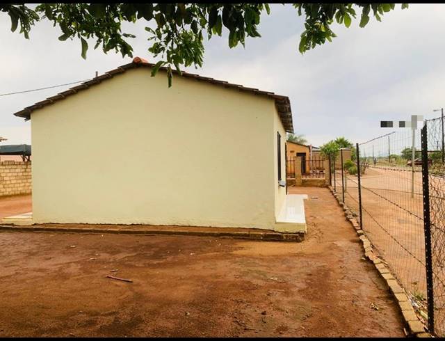 2 BEDROOM HOUSE FOR SALE IN SOSHANGUVE SOUTH